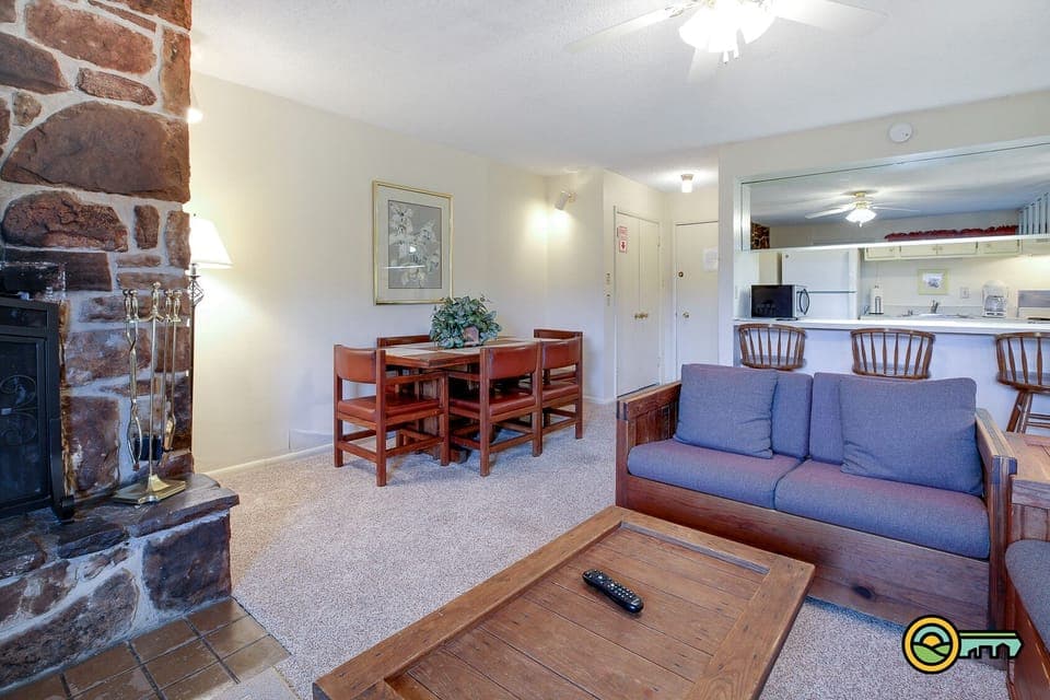 Living room/kitchen