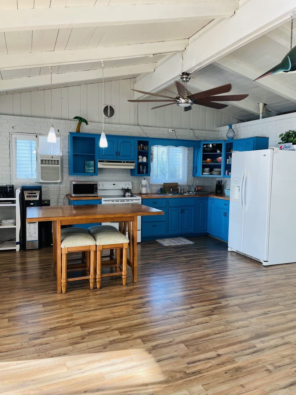 Kitchen / dining area 