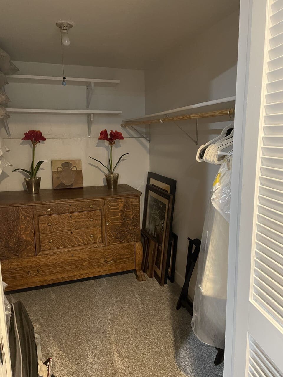 Walk in closet