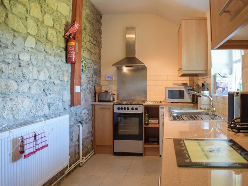 Beautifully thought out kitchen | Dairy Cottage - Carmarthen Cottages, Cwmdu, Near Llandeilo