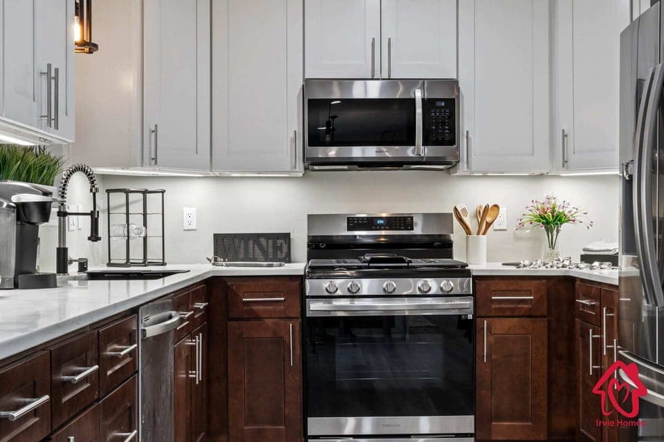 Gourmet kitchen with everything you need