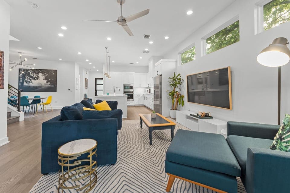 [Living area] 65" smart TV