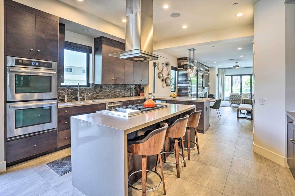 Kitchen | Stairs Required | Blender | Complimentary Spices