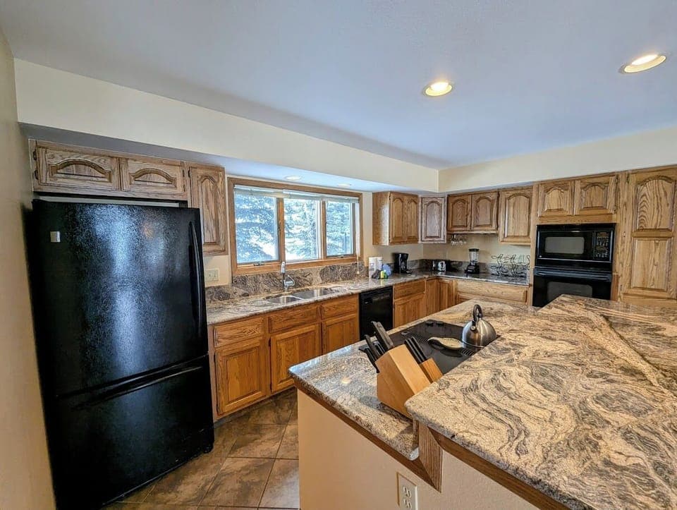 Fully equipped kitchen