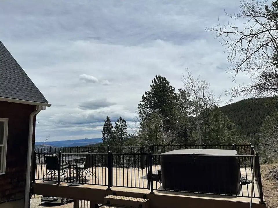 Hot tub