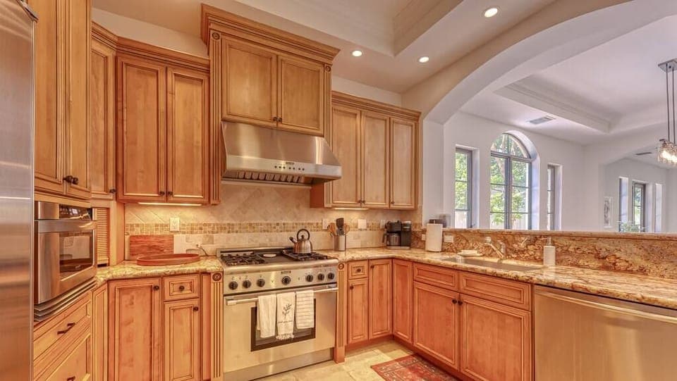 Chefs fully appointed kitchen (1st Floor)
High End Appliances 
Refrigerator with Filtered Water & Ice Maker
Keurig Coffee Duo (Drip & Pods)