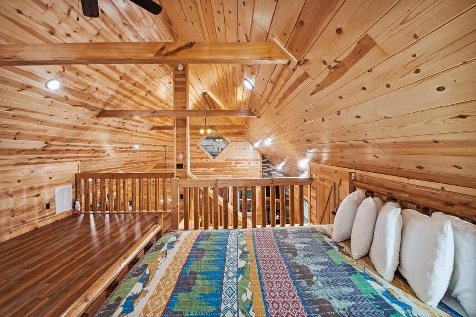 upperlevel-loft-_kjh8298