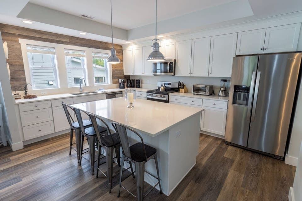 Main Level | Kitchen