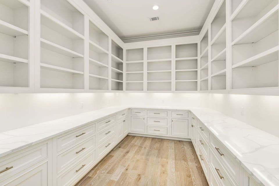 Emerald Le Luxe - Web (22)