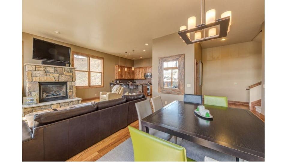 Kitchen & Dining Room - Second Floor
