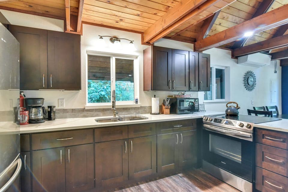 Kitchen | 1st Floor | Organic Coffee, Tea & Snacks