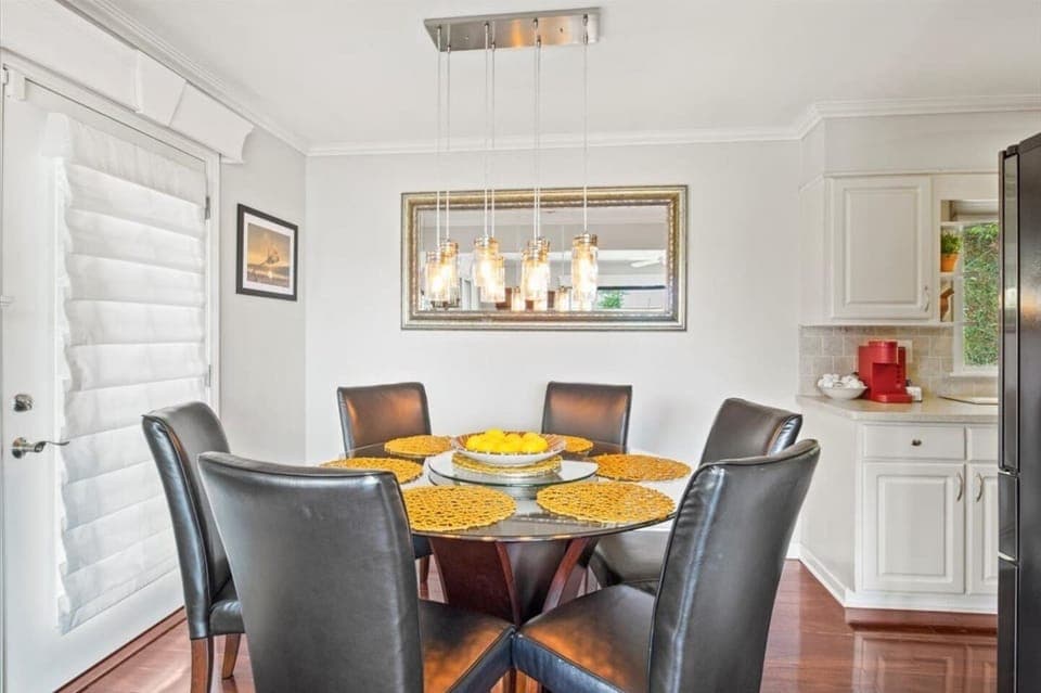 Dinning area 