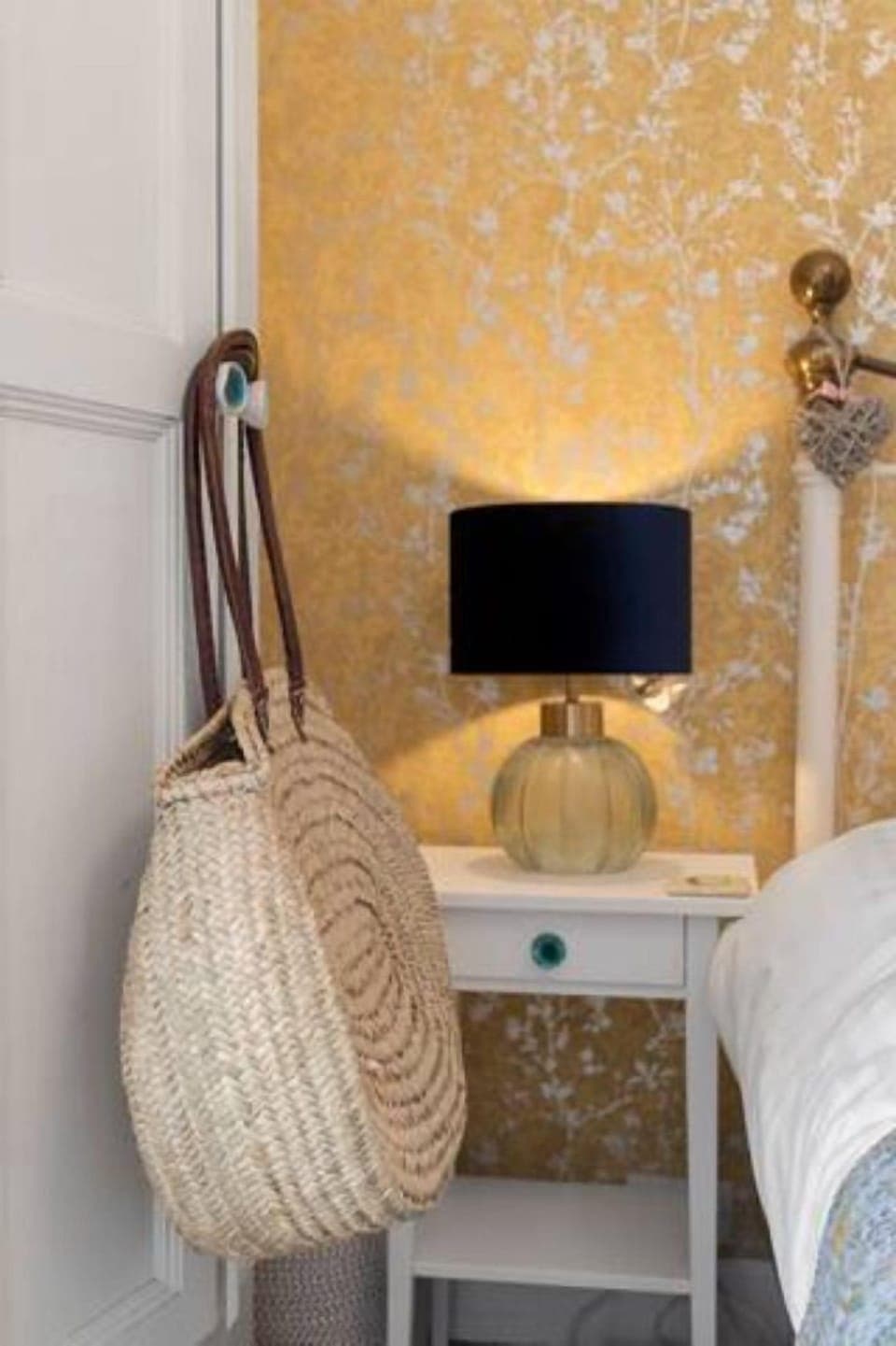 Beautifully decorated throughout