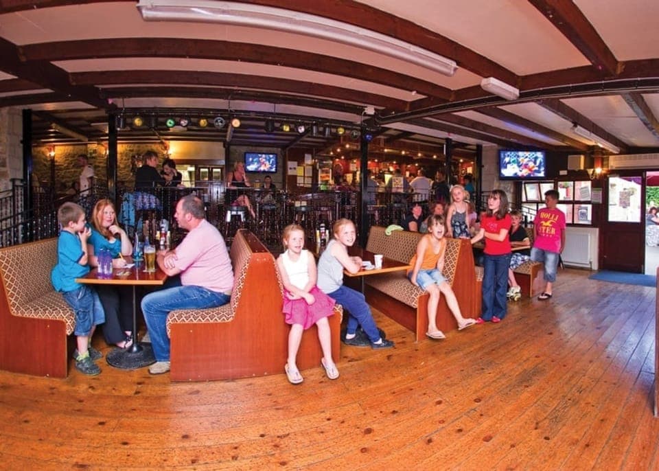 Typical Gold Plus 2 | Grondre Holiday Park, Clunderwen, Nr Narberth