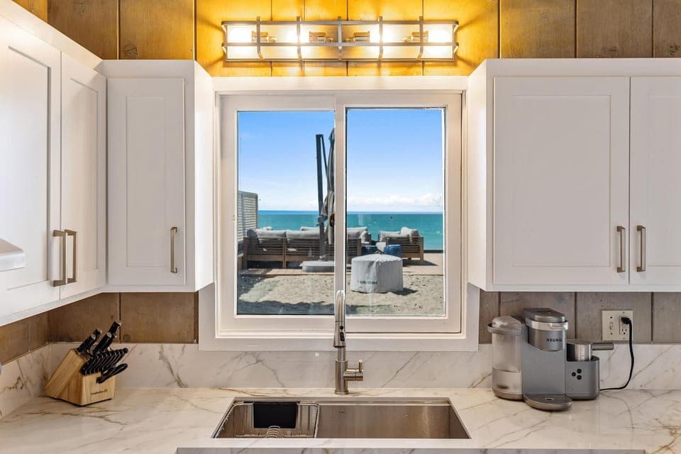 Ocean breeze and incredible views