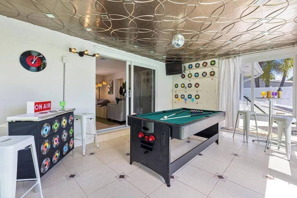 Game room