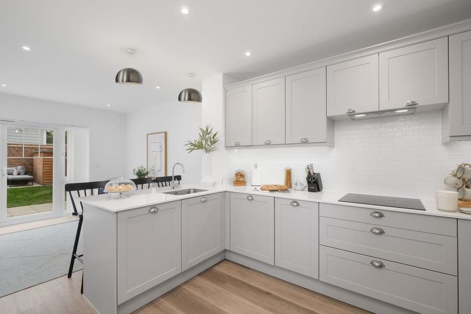  Open Plan kitchen & dining room 