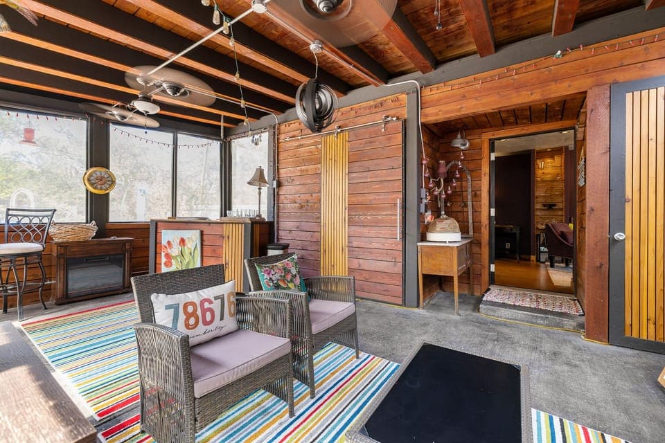 Welcome to the party porch off the kitchen.