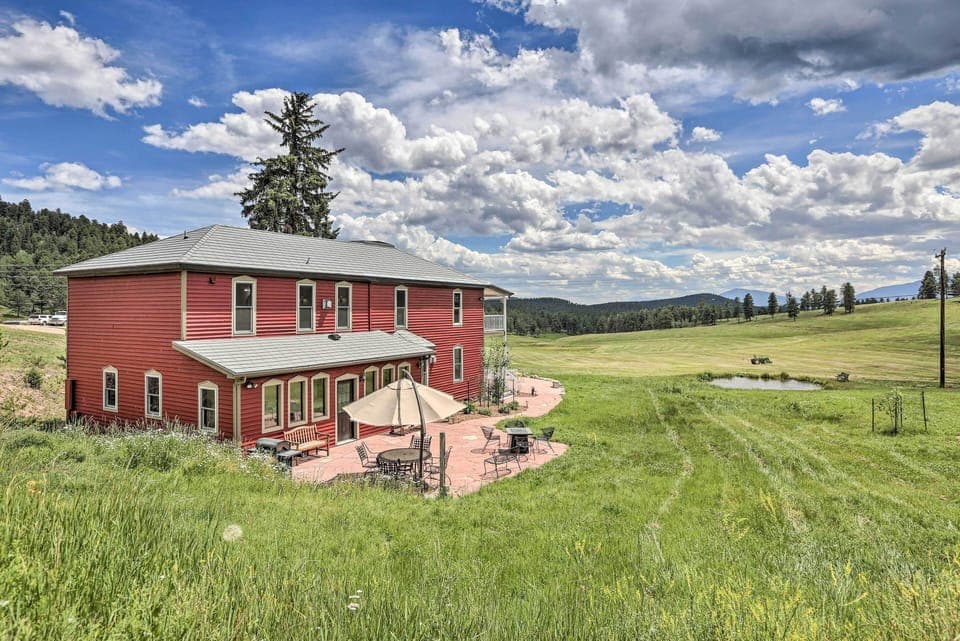 Conifer Vacation Rental | 4BR | 4.5BA | 5,000 Sq Ft | Interior Stairs Required