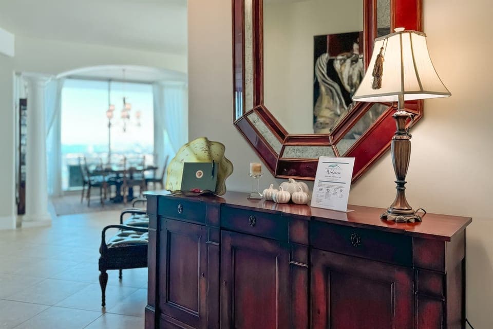 Infusing a sense of tranquility and the wonders of the sea with this delicate coastal art piece.