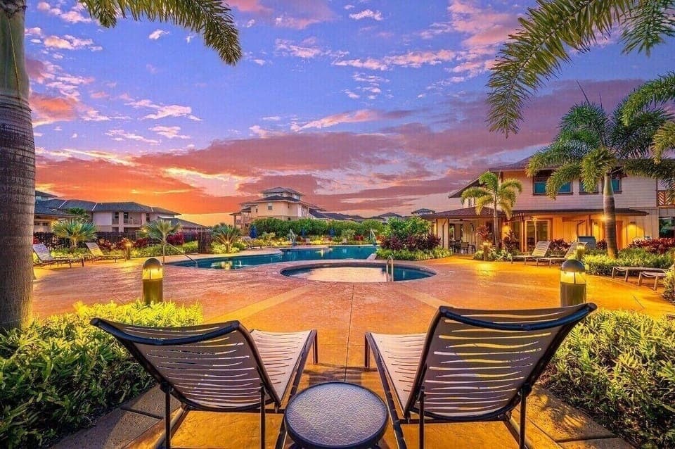 Welcome to Kiahuna Escape, your perfect island getaway.