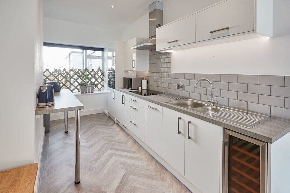 Apartment 2 @ High Street, Caernarfon - Host & Stay