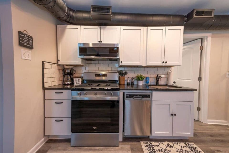 You’ll find the kitchen lacks nothing for easy food prep. You’ll find excellent lighting, stainless appliances, built-in microwave, dishwasher, and chef-preferred gas stove. 