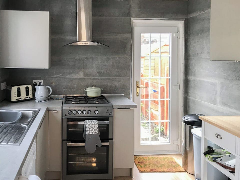 Kitchen | Kitty&rsquo;s Cottage, Girvan