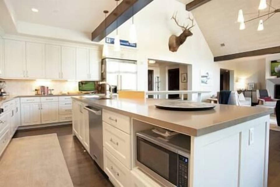 Fully stocked kitchen