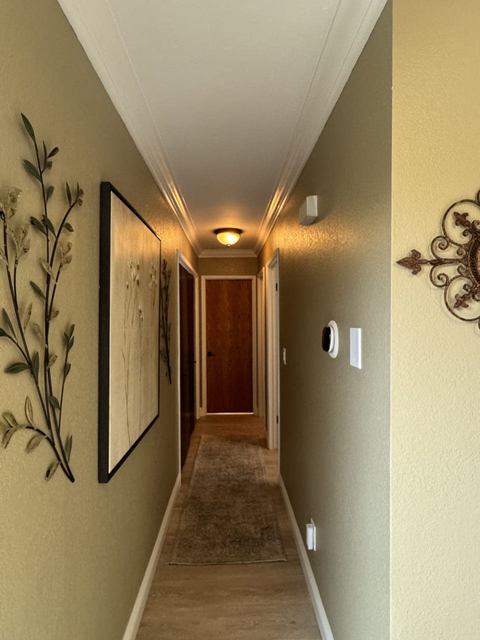 Hallway to the bedrooms