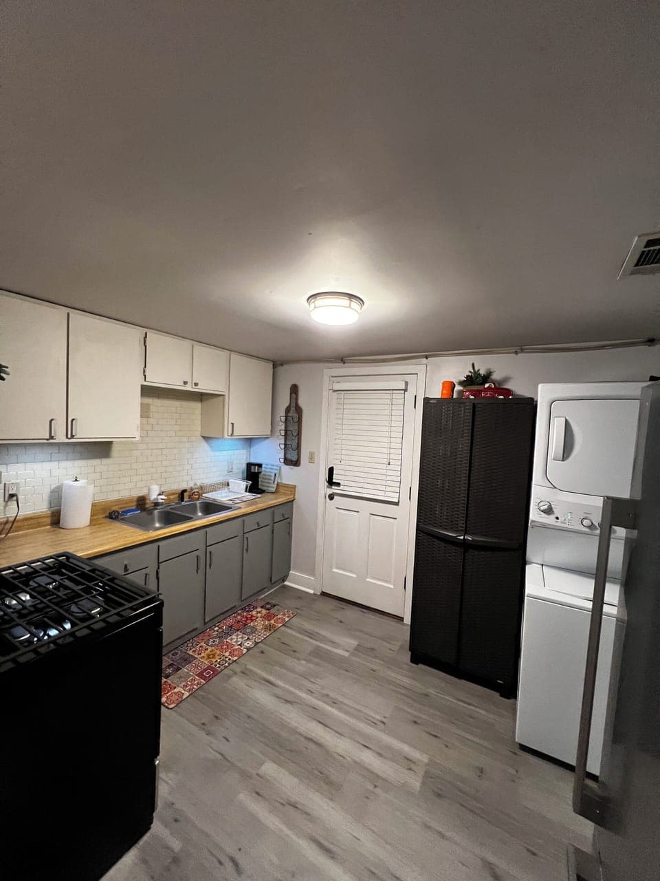 Kitchen/ entryway door 