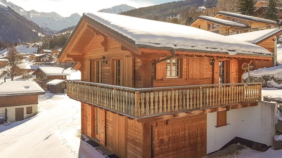 Chalet Bellevue - Jacuzzi - Views - 1