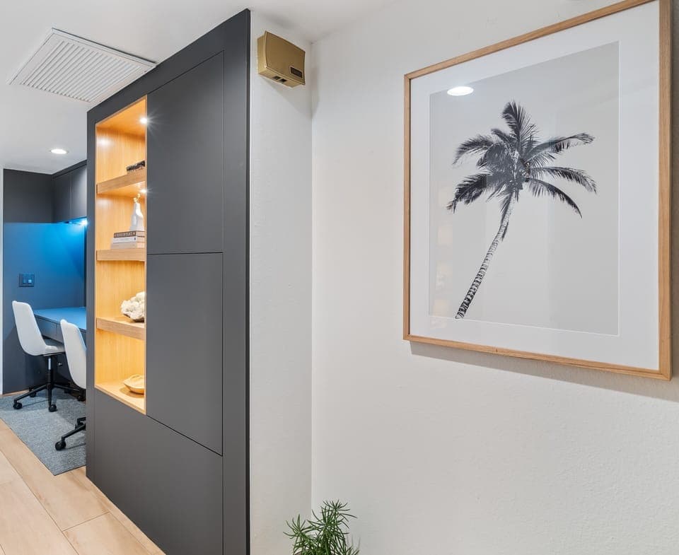 High speed internet. Custom office - Ergonomically designed. 