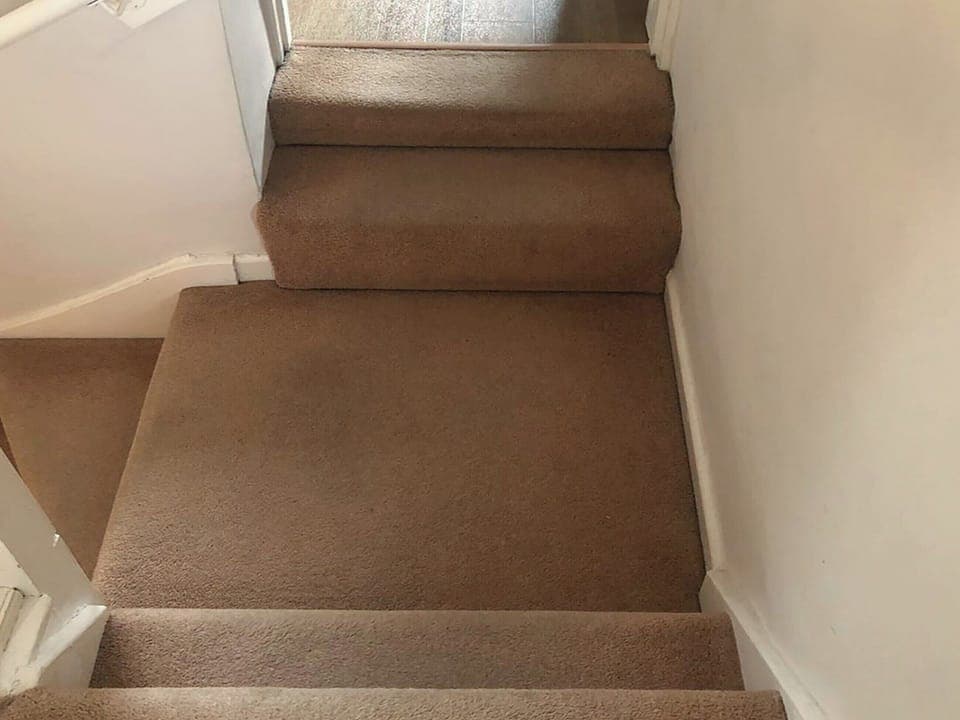 Additional steps between some rooms | Yew Tree Cottage, Willsersey, near Broadway