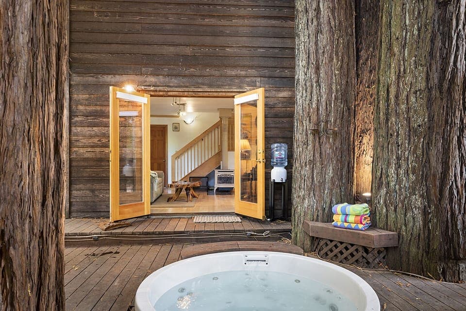 Welcome to Willowhaven! Your escape to the Redwoods.