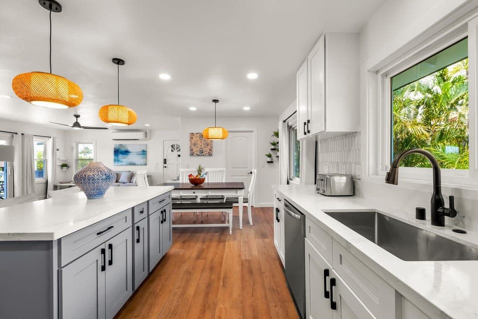 MAIN UNIT KITCHEN (1)