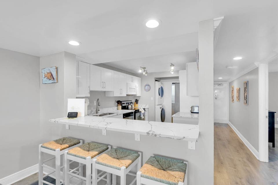 Fully updated kitchen