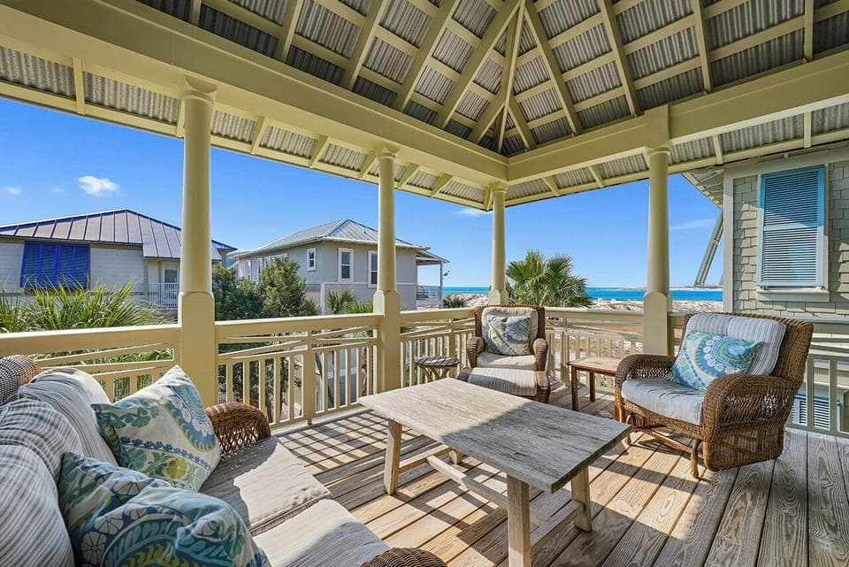 Beau Soleil - Holiday Isle - Balcony