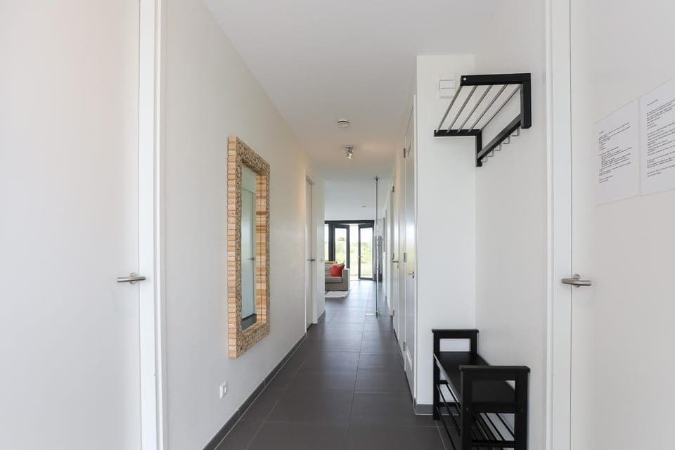 Entrance / Reception