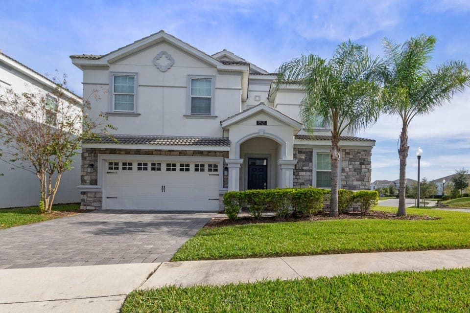 1521-maidstone-court--four-corners--fl-33896---01-edit.jpg