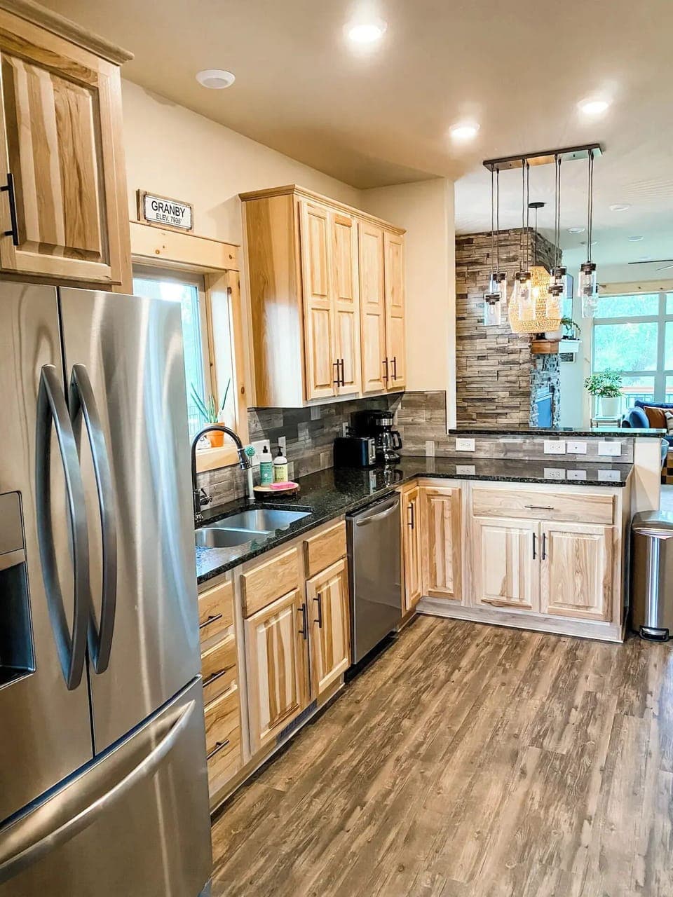 Fully stocked kitchen with everything you need! 