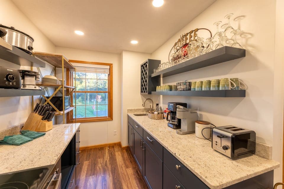 A separate coffee and tea bar to get all the caffeine you could want!