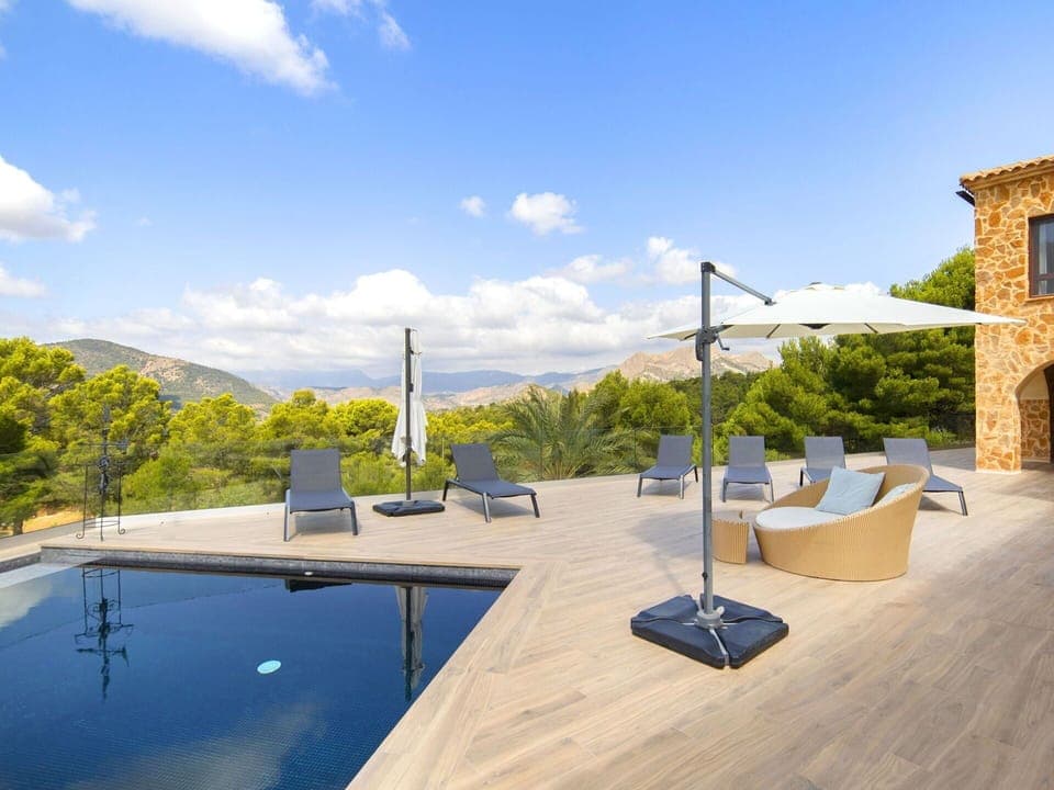 Cloud, Sky, Water, Azure, Swimming Pool, Outdoor Furniture, Tree, Shade, Leisure, Urban Design