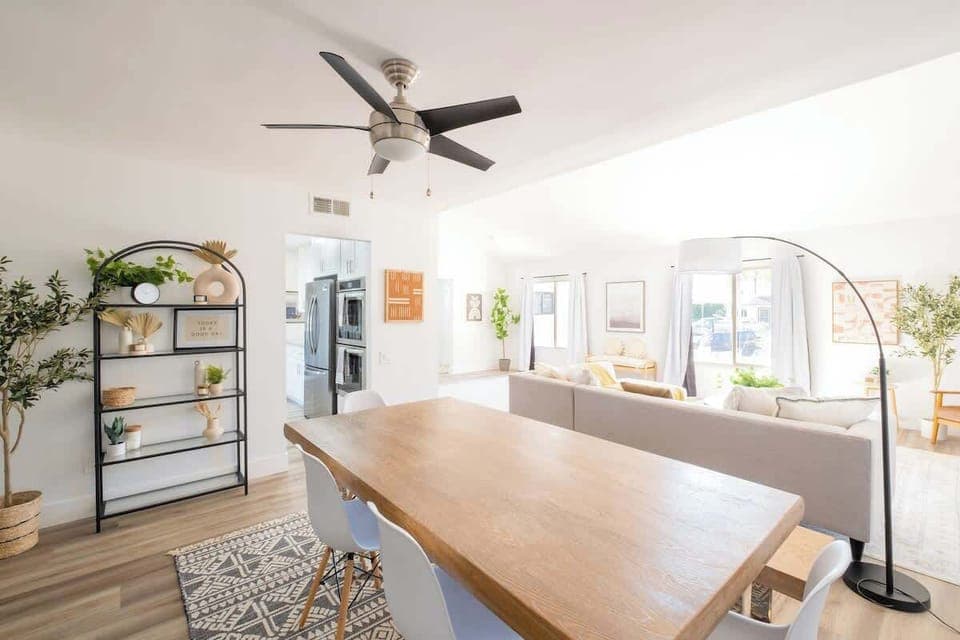 Don’t feel like cooking? You’ll find great restaurants just minutes from your door