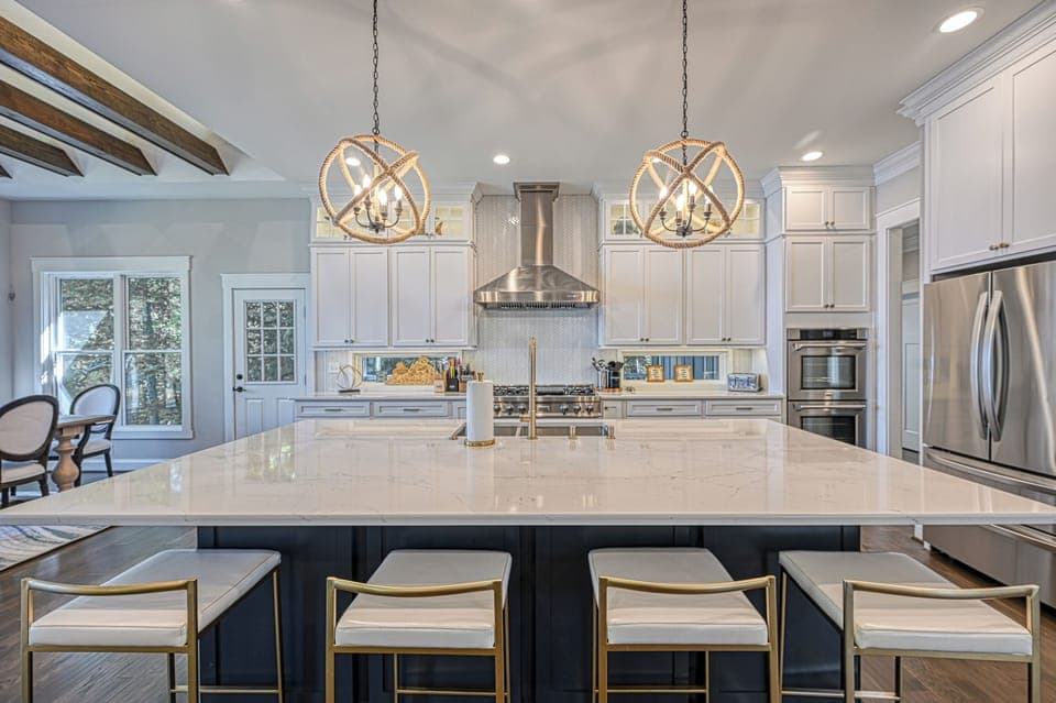 Dream gourmet full stocked kitchen w/ 2 fridges, 2 d/w, dbl oven, micro.