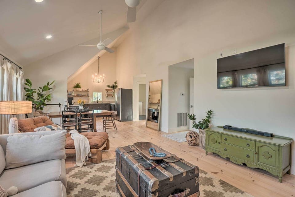 Roaring River Township Vacation Rental | 3BR | 2BA | 980 Sq Ft