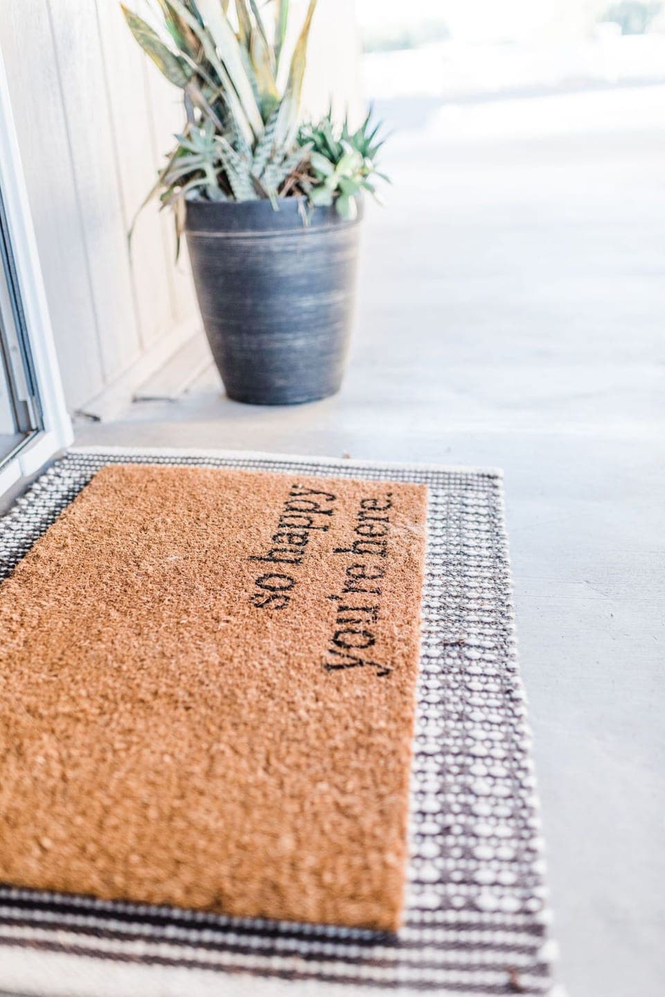 Circle B Guest House (686)