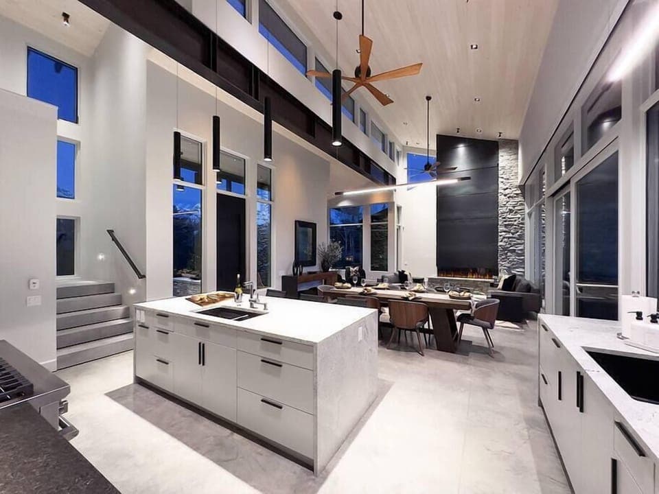 Open floorplan on main level