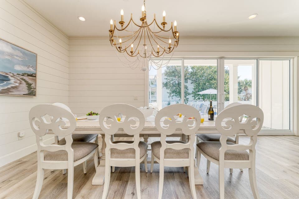 Dining table sits 8.