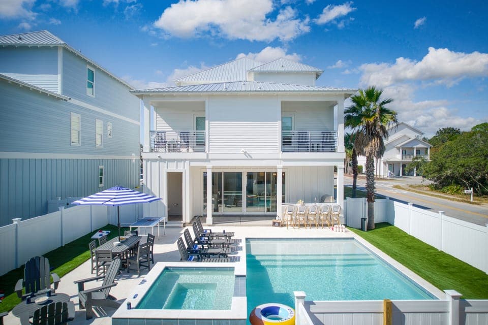 Welcome to your Destin retreat!